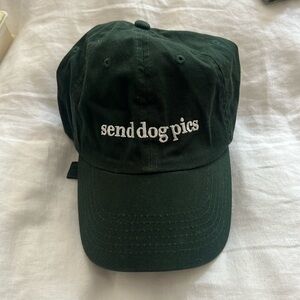 Dogist Send dog pics hat